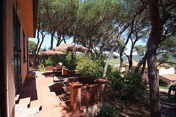 Della Luna Apartahotel 3*